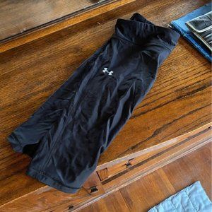 NWT Under Armour Compression Capris size large women’s black